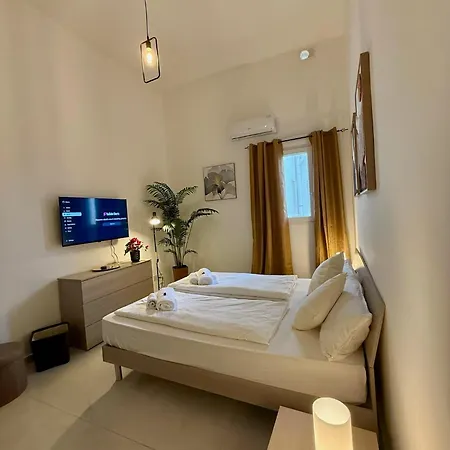 Heart Of Gozo - Modern Rooms In Shared Apartment - Victoria D-Central Opposite Duke Shopping Center 公寓 维多利亚