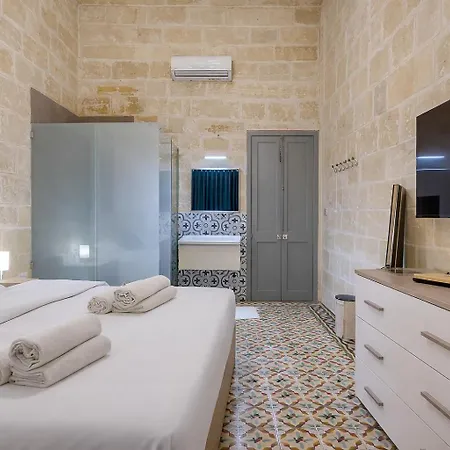 Heart Of Gozo - Modern Rooms In Shared Apartment - Victoria D-Central Opposite Duke Shopping Center 公寓 *