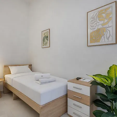 公寓 Heart Of Gozo - Modern Rooms In Shared Apartment - Victoria D-Central Opposite Duke Shopping Center 维多利亚